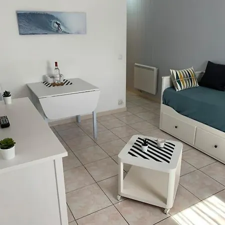 Appartement Au Calme A 400 M De La *