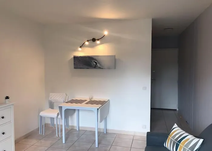 アパート Au Calme A 400 M De La *