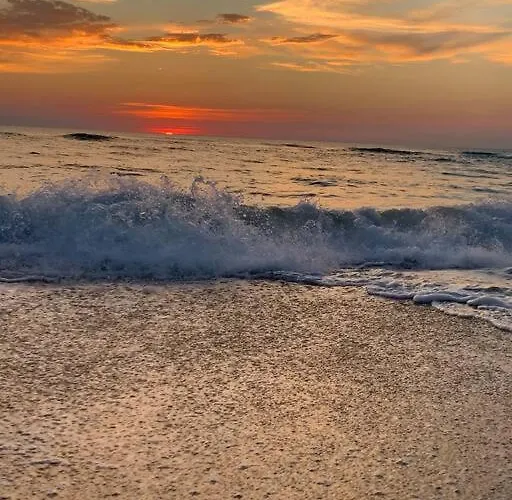 アパート Au Calme A 400 M De La